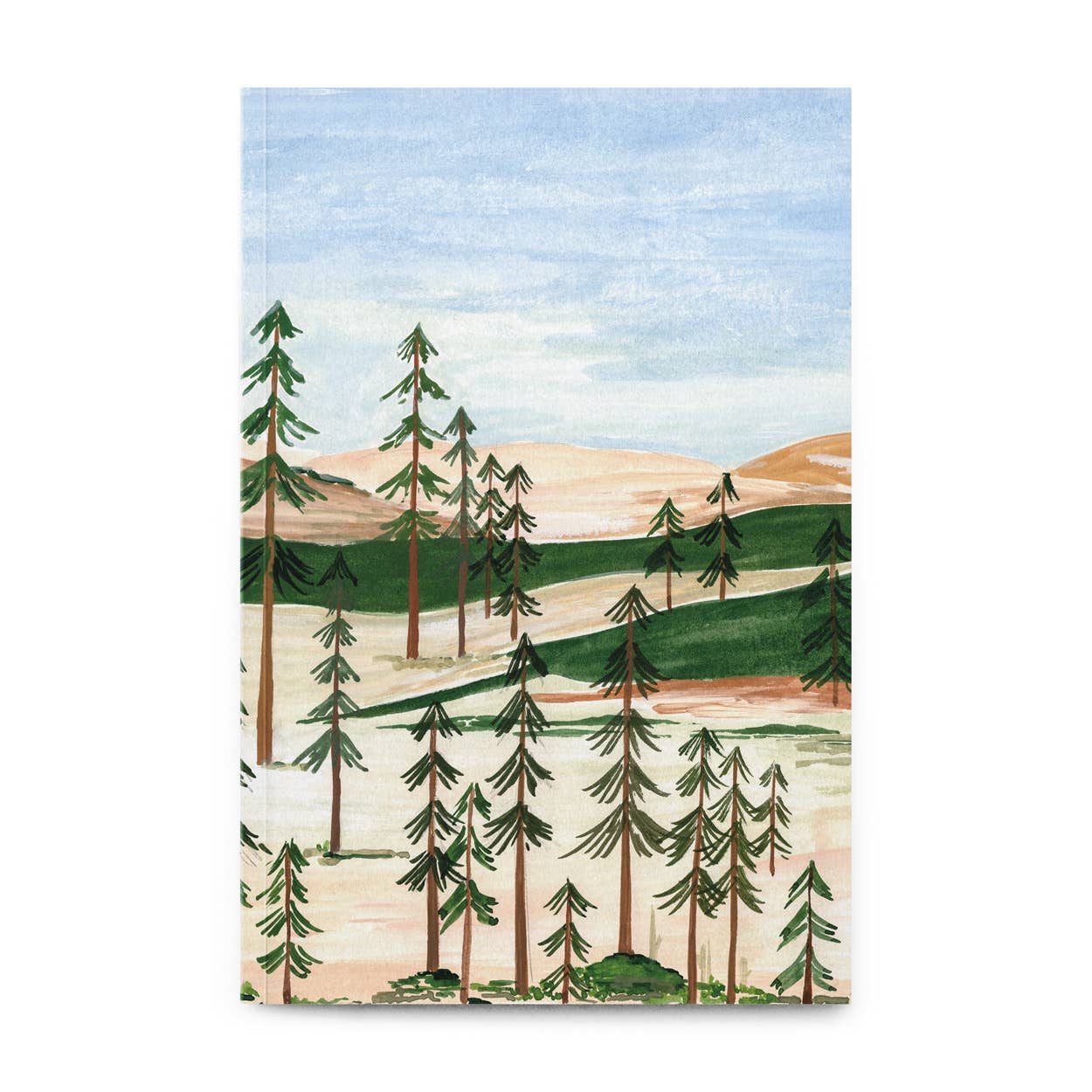 Eine illustrierte Szene mit Kiefern und sanften Hügeln unter einem blauen Himmel vermittelt Gelassenheit - eine ideale Inspiration für das Petit Gramme | Medium Luosto Notizbuch von Petit Gramme, das in sanften, erdigen Tönen für natürliche Ruhe sorgt.