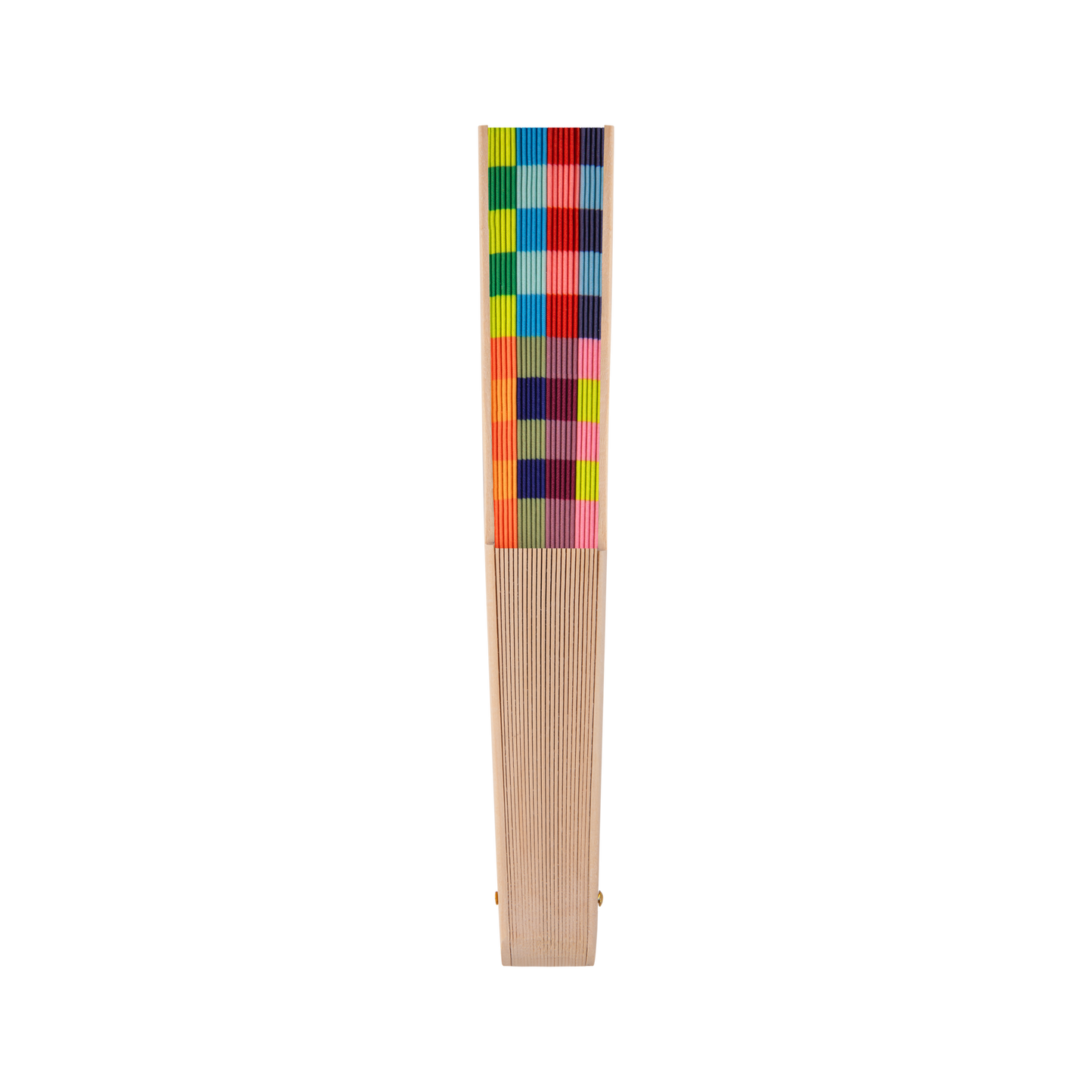 Das Remember Handfächer 'Havanna' von Remember hat eine rechteckige Platte mit einem leuchtend blauen, grünen, roten, orangen, gelben und rosafarbenen Karomuster und einen schlichten hellen Holzsockel - ein stilvolles Accessoire und perfekte Geschenkidee.