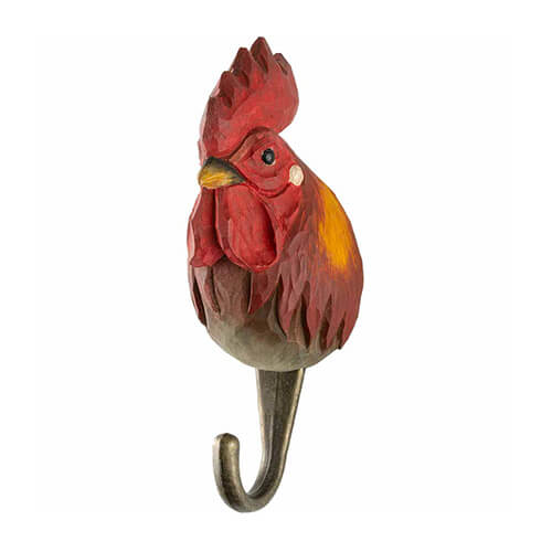 Der handgeschnitzte Wandhaken aus Holz 'Hahn' von Wildlife Garden zeigt einen bunt bemalten Hahnenkopf und hat unten einen gebogenen Metallhaken - ideal als dekorative Aufhängung.