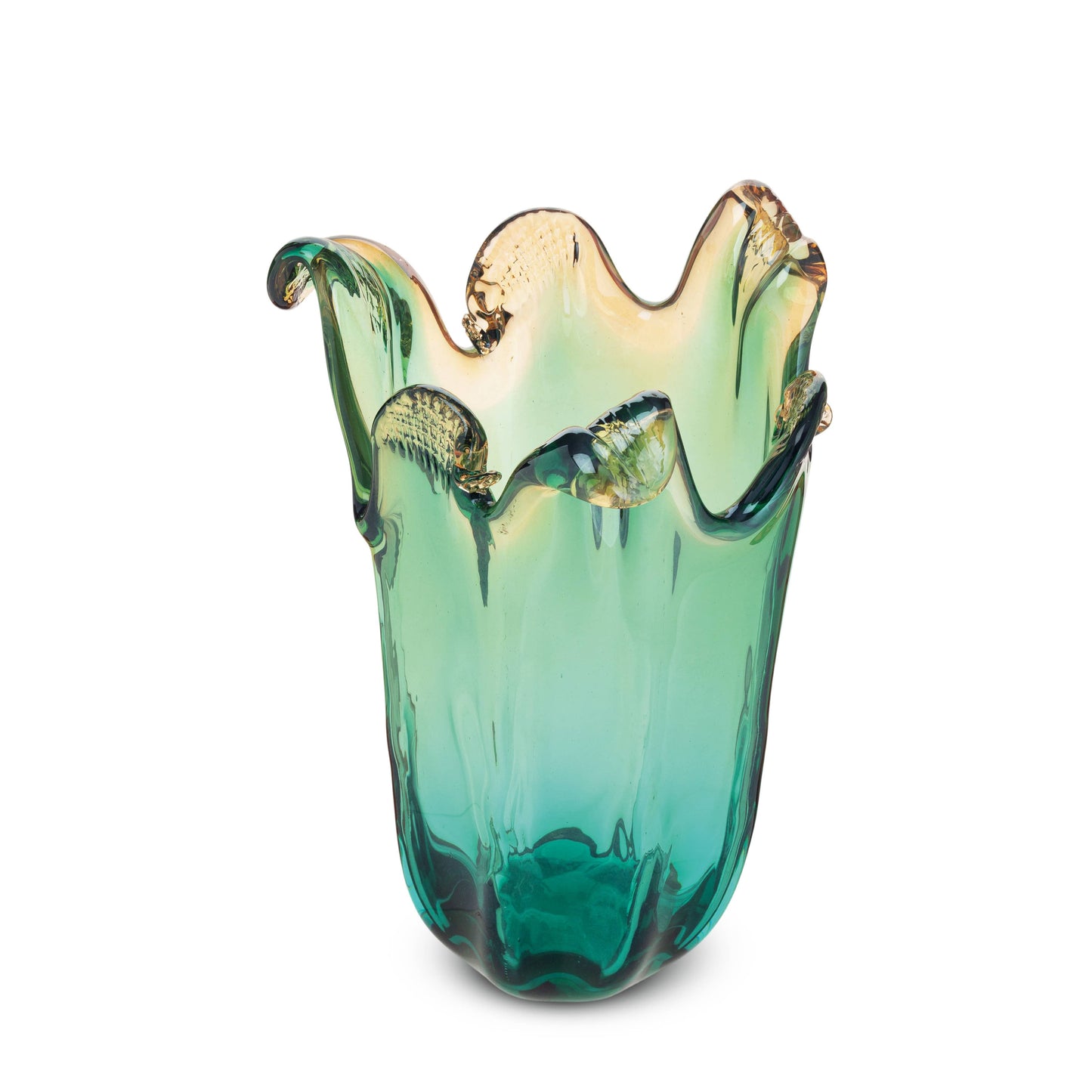 Die Vase „Venedig“ in der Größe „Mittel“ von Murano Dream in Smaragdgrün (H 23 Ø 15 cm) besticht durch handgefertigtes, welliges Murano-Glas in Grün und Gelb mit strukturierten Rändern – ein Beispiel italienischer Handwerkskunst vor weißem Hintergrund.