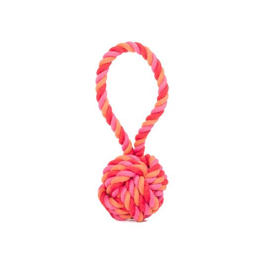 Das LABONI Hundespielzeug mini Schleuderball besteht aus einem gedrehten Baumwollseil in Rot, Rosa und Orange, das zu einer Schlaufe mit einem fest verknoteten Ball geformt ist - ideal für die Zahnpflege für Hunde. Abgebildet vor weißem Hintergrund.