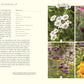 Eine deutsche Seite aus "Wildnis im Garten | Natürlich schön statt künstlich angelegt!" vom DK Verlag gibt Tipps zum wilden Gärtnern und zeigt vier beschriftete Fotos von nektarreichen Blüten - weiß, rosa-lila, lavendel und gelb -, die teilweise von Bienen oder Schmetterlingen besucht werden.