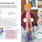 Ein lächelndes Kind in Winterkleidung steht neben einem bemalten Schneemann, dahinter liegen Schnee und ein Backsteinhaus. Eine Beilage zeigt Malutensilien - ideal für "1000 Stunden draussen" aus dem DK Verlag, das Kinder zum Natur erleben inspiriert.