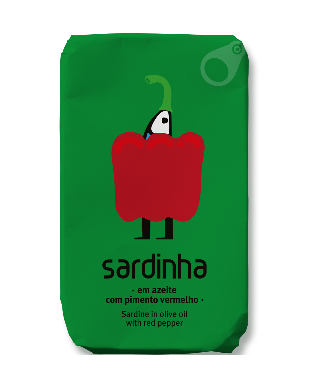 Ein grünes Sardinha-Etikett zeigt eine Cartoon-Sardine hinter einer roten Paprika, mit dem Text "Sardinha | Sardine in Bio-Olivenöl mit Bio-Roter Paprika" der Marke Sardinha. Reich an Omega 3.