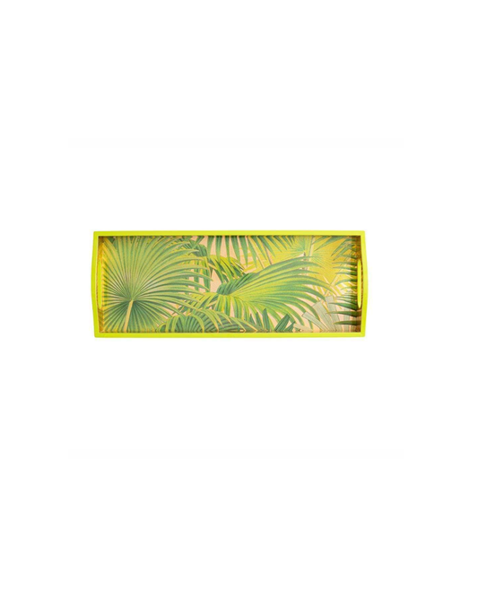 Ein rechteckiges Caspari-Tablett „Gold Palm Fronds“ mit gelben Rändern, verziert mit einem leuchtenden goldenen Palmenblattmuster – ein elegantes Palmenmotiv –, hebt sich vor einem schlichten weißen Hintergrund ab. Dieses handgefertigte Lacktablett von Caspari (50,8 × 20,3 cm) setzt in jeder Umgebung einen frischen, stilvollen Akzent.