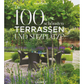 Das Buchcover mit dem Titel „Die schönsten Terrassen und Sitzplätze“ vom Callwey Verlag zeigt eine üppige Gartenszene mit schwarzen Gartenstühlen, die um einen Tisch herum angeordnet sind, umgeben von farbenprächtigen Pflanzen und Blumen unter laubreichen Bäumen – eine ideale Inspiration für Gartengestaltung und neue Gartenideen.