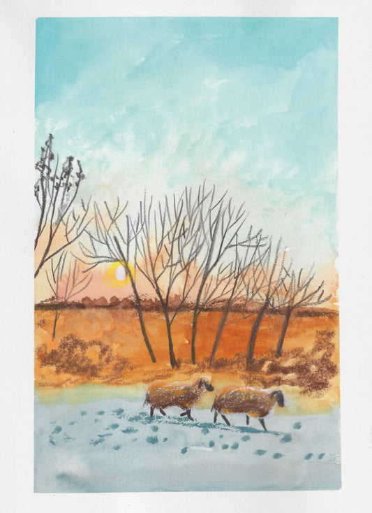 Zwei Schafe spazieren auf einem verschneiten Weg unter kahlen Bäumen, der pastellfarbene Himmel leuchtet orange, als wäre er mit Aquarellfarben gemalt - so wie beim "AQUARELL WORKSHOP Weihnachtskarten mit Aquarellfarben" in der Königlichen Gartenakademie am 06.11.2026.