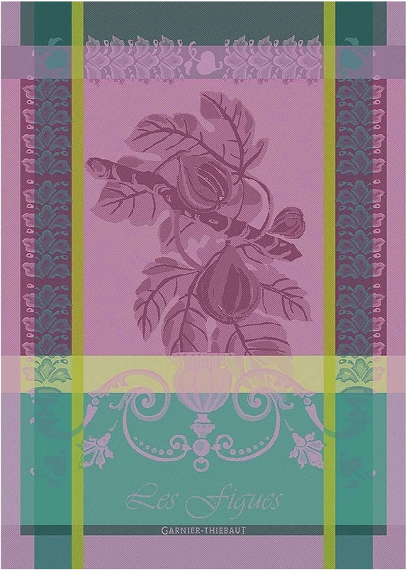 Ein Design im Vintage-Stil mit lila Feigen, Blättern und verschnörkelten Mustern in lebhaften Farben. Der Text lautet "Les Figues Mauve". Garnier Thiebaut | Geschirrtuch 'Les Figues Mauve' - ein charmanter Küchentuch Baumwolle Akzent.