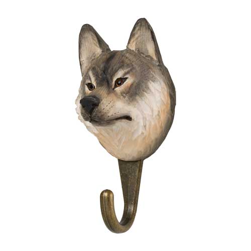 Der Wildlife Garden | Handgeschnitzter Wandhaken aus Lindenholz 'Wolf' kombiniert handgeschnitztes Design mit gebogenem Messinghaken - ideal zum stilvollen Aufhängen von Kleidung oder Accessoires.