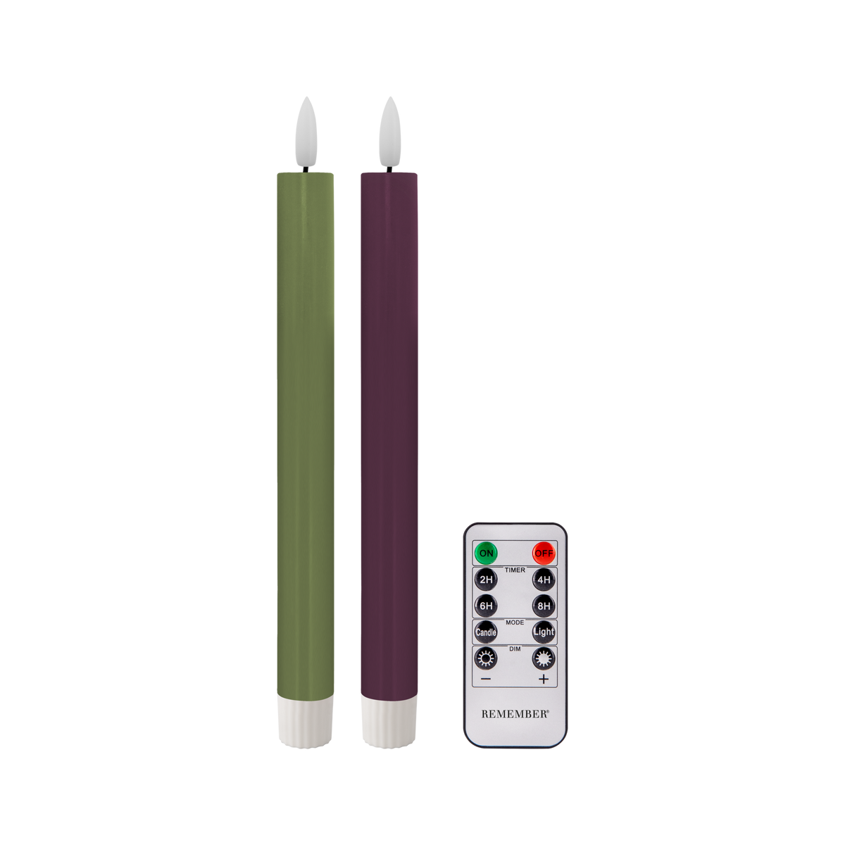 Das „Remember LED Stabkerzen Ruka 2er-Set“ von Remember umfasst zwei batteriebetriebene Kerzen – eine grüne und eine violette – mit weißen Sockeln und realistisch gestalteten Flammenspitzen aus Paraffinwachs, die hier aufrecht neben einer kleinen schwarz-weißen Fernbedienung abgebildet sind.