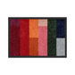 Die rutschfeste, waschbare Remember Fußmatte 'Nero' begeistert mit schwarzem Rand und vertikalen Streifen in Rot, Orange, Pink, Grün, Blau, Grau und Lila.