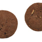Zwei runde „Triple Chocolate Chunk“-Kekse von Cartwright & Butler | „Dreierleischokoladen“-Kekse von Lady Joseph mit kleinen Stückchen weißer Nüsse oder Schokoladenstückchen sind auf einem weißen Hintergrund abgebildet.